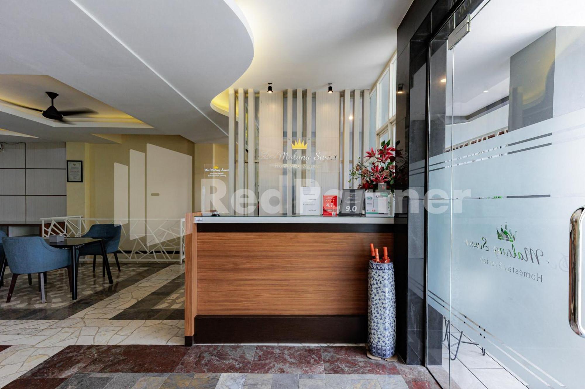 De Malang Sweet Homestay Syariah RedPartner Buitenkant foto